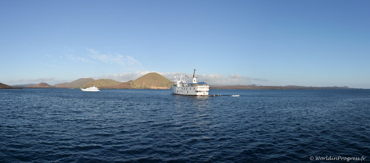 2015.07.01-DSC_5386-Panorama-Liveaboard-Galapagos