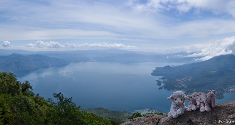 Lac Atitlan du San Pedro Volcano